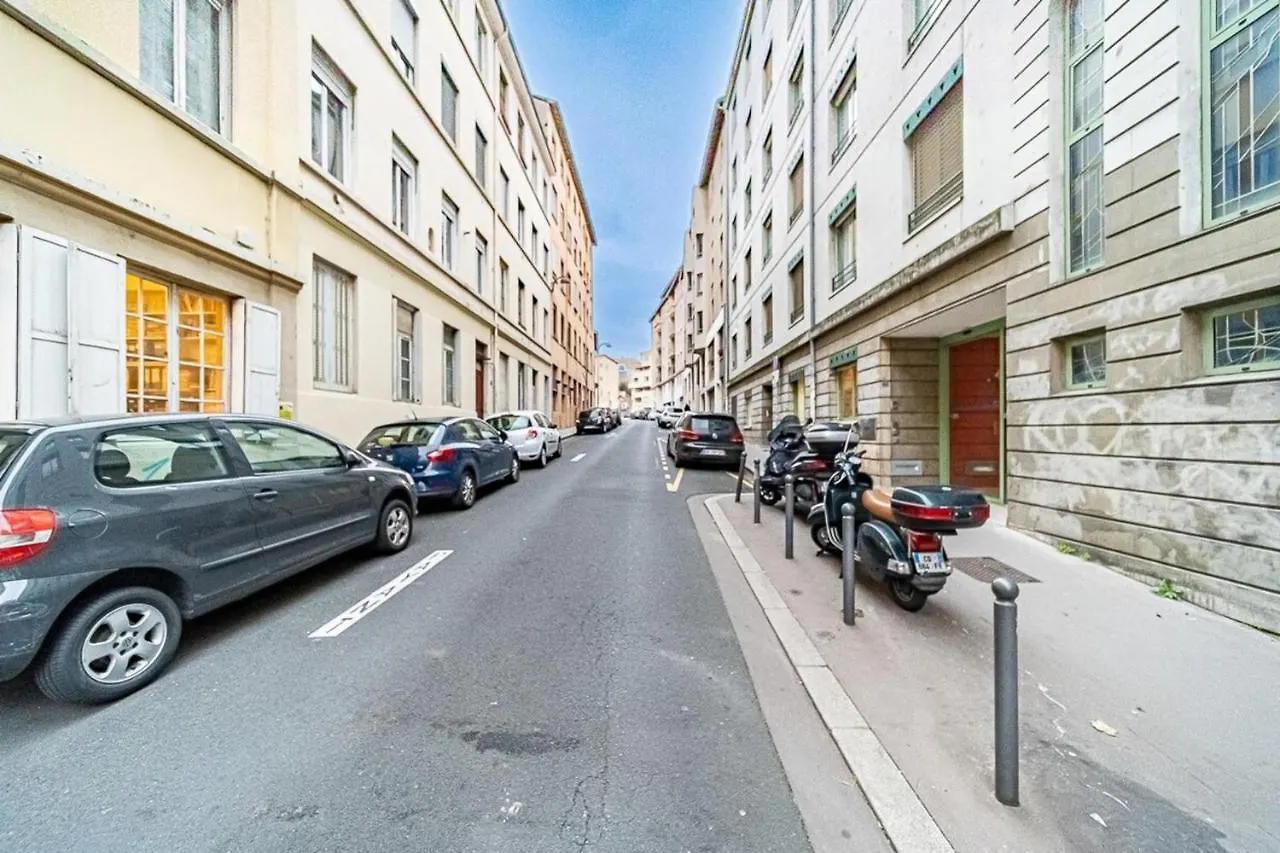 Appartement Le Bon Pasteur-Cosy 2 Pers- Croix Rousse à Lyon 0*,  France